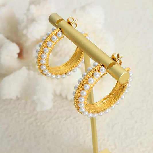 Evening Versus Daytime Wear: How to Choose the Perfect Jewelry for Any Occasion