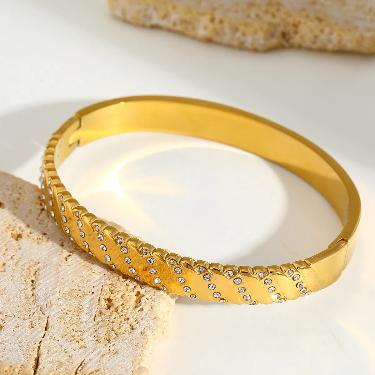 Elegant Simple Stainless Steel 18K Gold Embedded Zircon Bracelet
