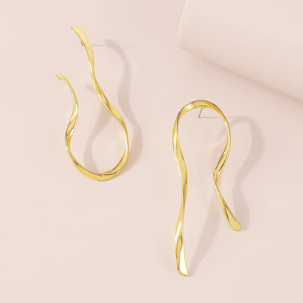 Exaggerated Simple Style Irregular Alloy Asymmetrical Irregular Earring