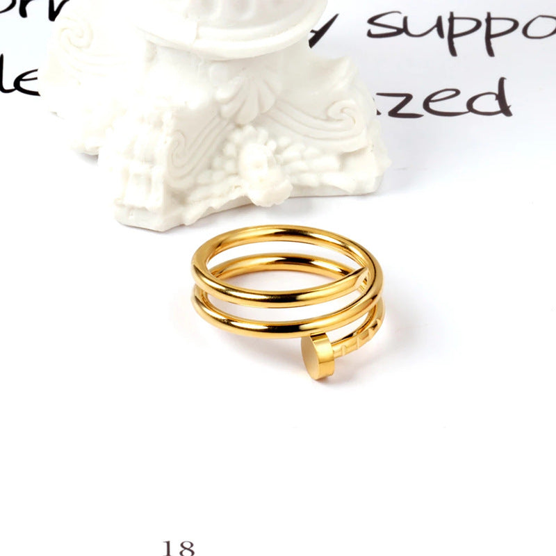 Nail Head Spiraling Titanium Steel Ring