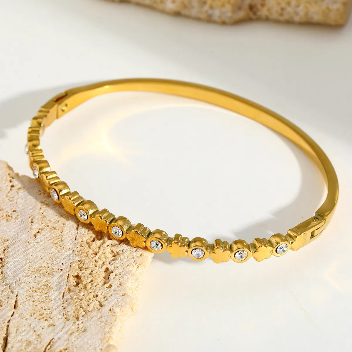 Elegant Simple Stainless Steel 18K Gold Embedded Zircon Bracelet
