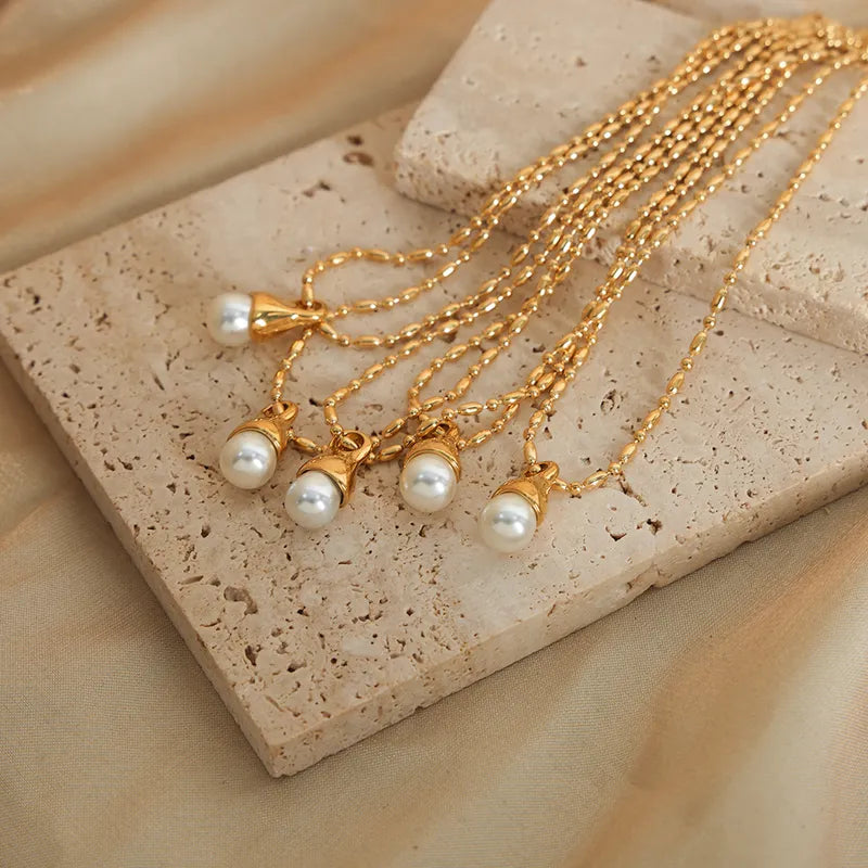 Titanium Steel Plating Inlay Artificial Pearls 18k Gold Plated Pendant Necklace