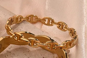 Coffee Beans Stainless Steel 18K Gold Plated Bangle