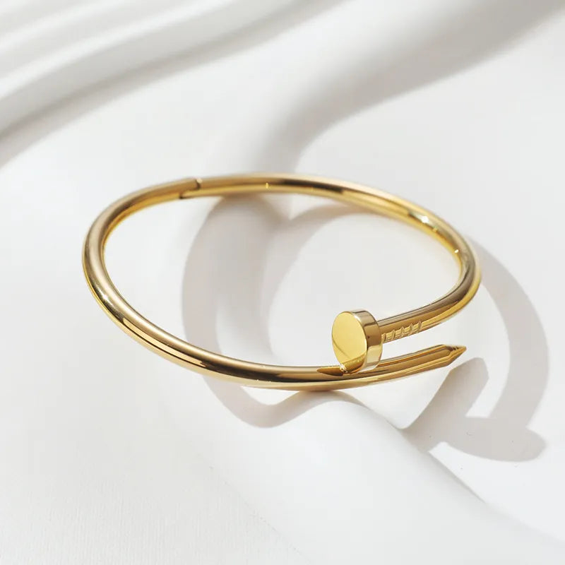 Nail Head Classic Style Solid Color Titanium Steel Plating Bangle