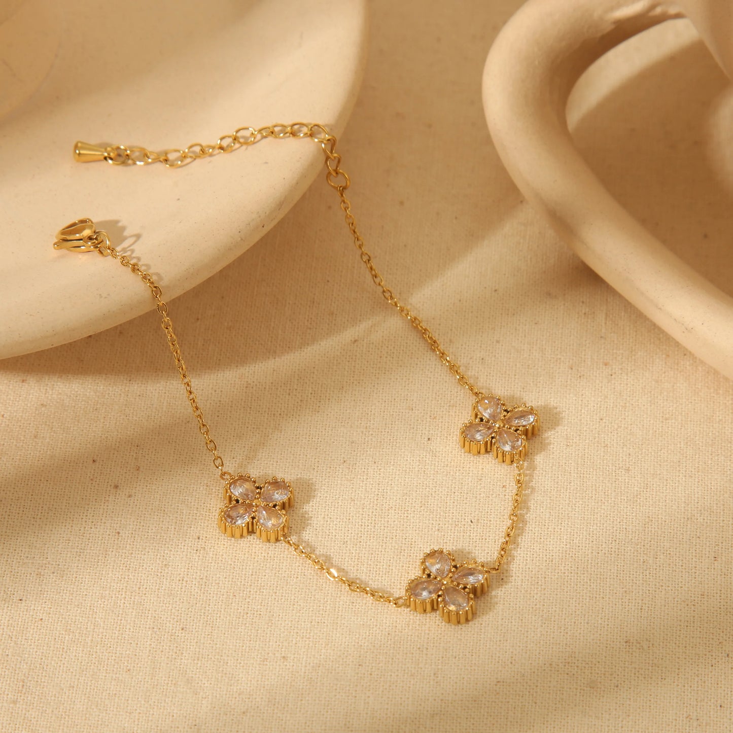 Four Leaf Clover Solid Color Flower 304 Stainless Steel Zircon 18K Gold Plated Inlay Jewelry Set