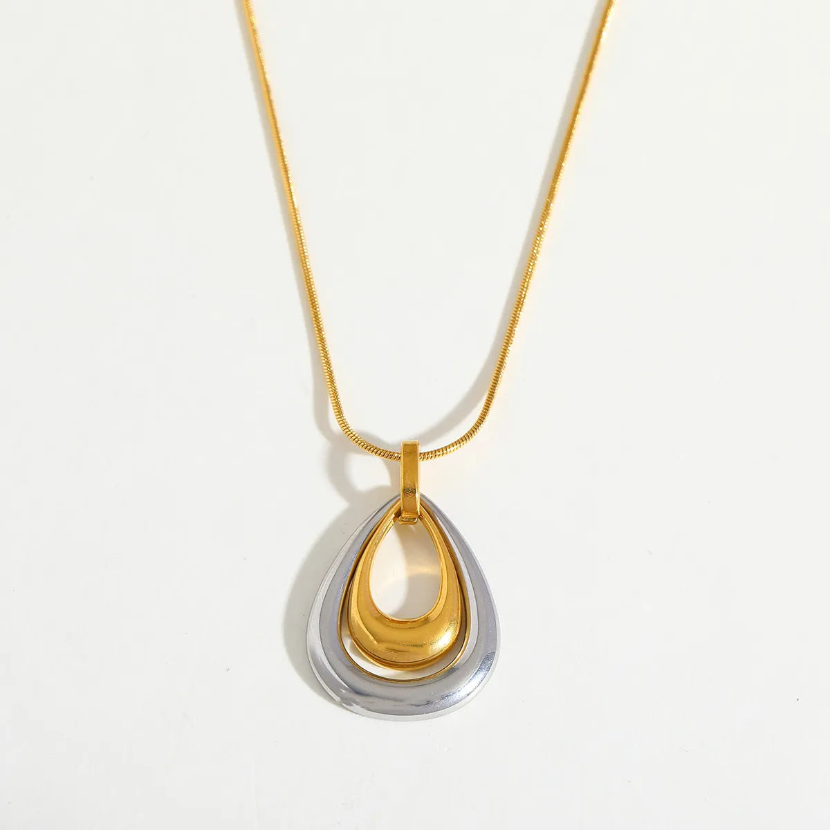 Simple Design Stainless Steel 18K Gold Plated Waterdrop Pendant Necklace