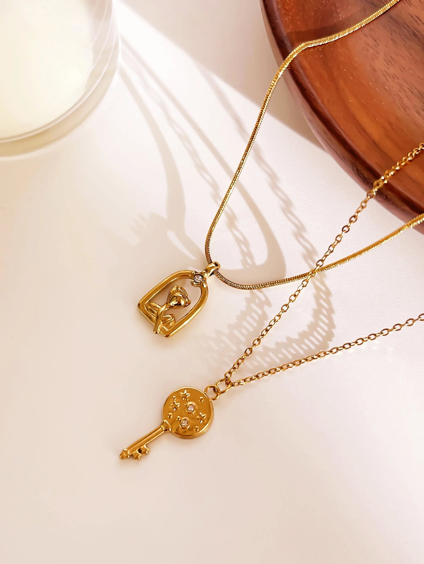 Rose Flower Key 316L Stainless Steel Rhinestones 18K Gold Plated Three-dimensional Cable Chain Snake Chain Pendant Necklace
