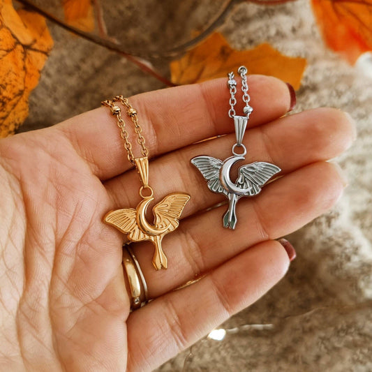 Moon Moth 304 Stainless Steel 18K Gold Plated Pendant Necklace Cable Chain