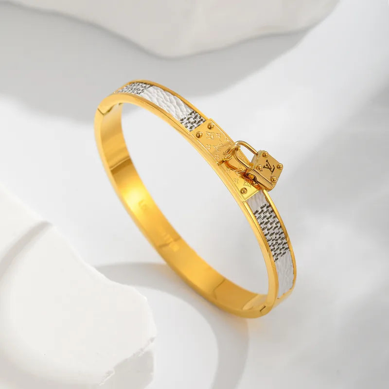 Simple Style Diamond Titanium Steel 18K Gold Plated Rhinestones Bangle