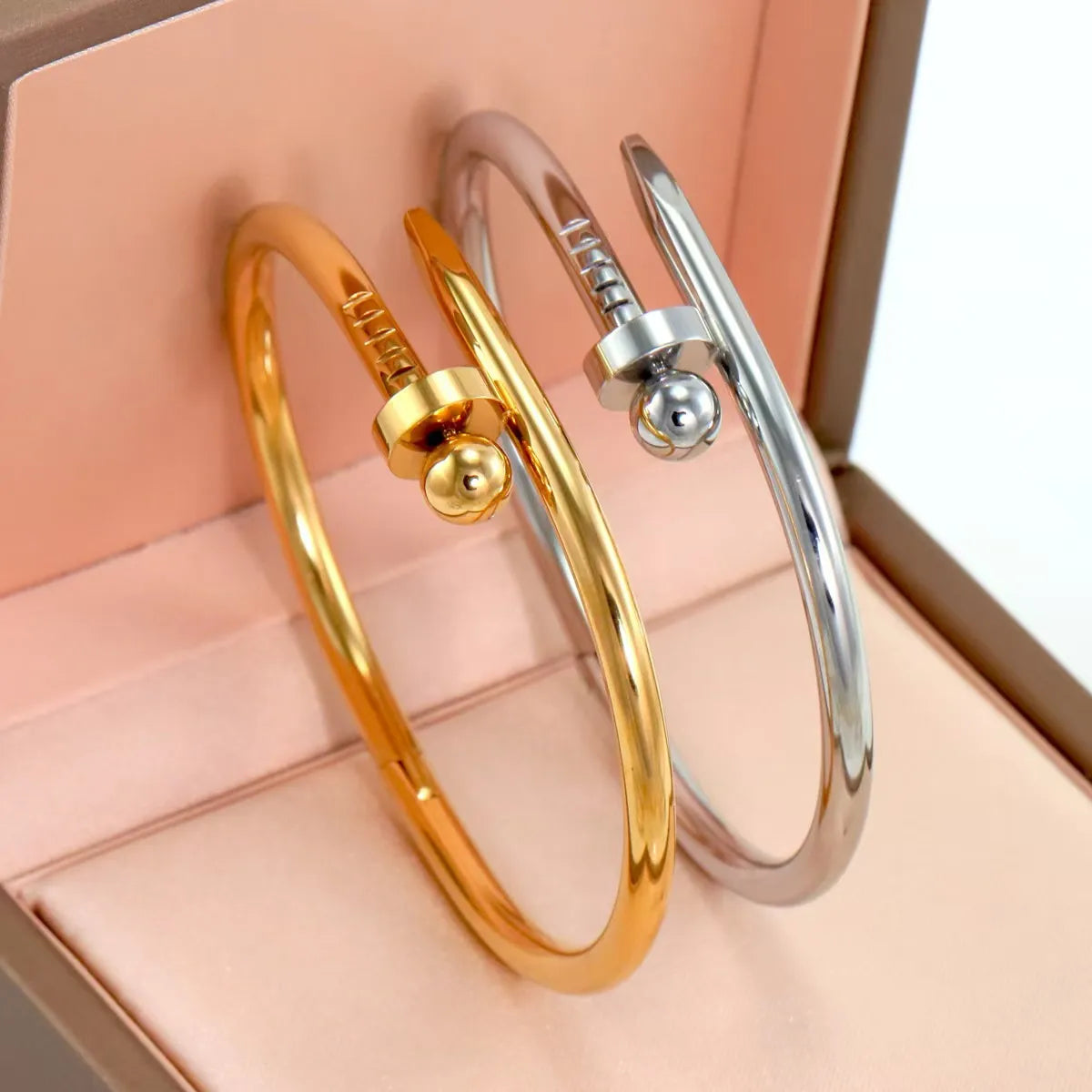 IG Style Luxurious Classic Style Oval 316 Stainless Steel Bangle