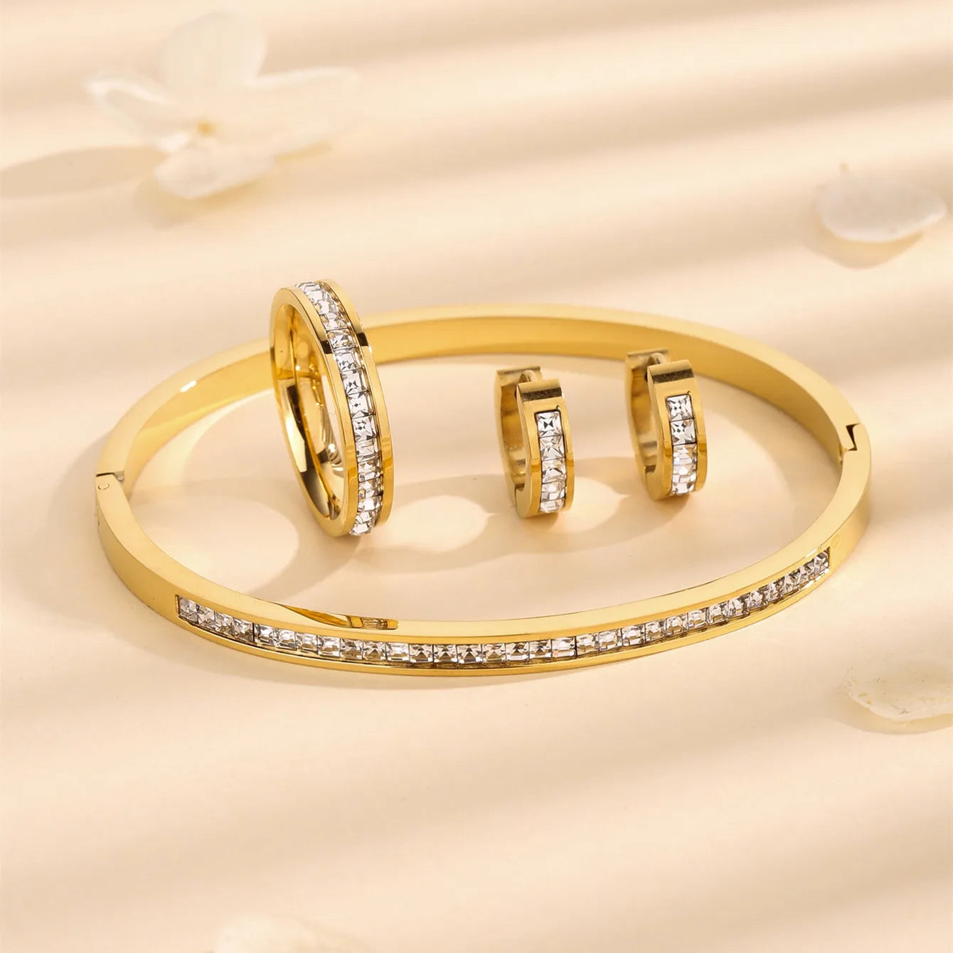 Elegant Round Solid Color Titanium Steel Rhinestones 18K Gold Plated Plating Ring Bracelet Earrings