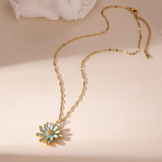 Sweet Daisy 304 Stainless Steel 18K Gold Plated Lip Chain Pendant Necklace