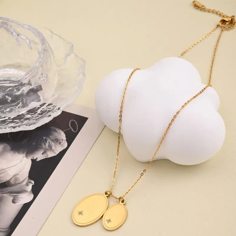 Vintage Oval Pendant Stainless Steel 18K Gold Plated Necklace