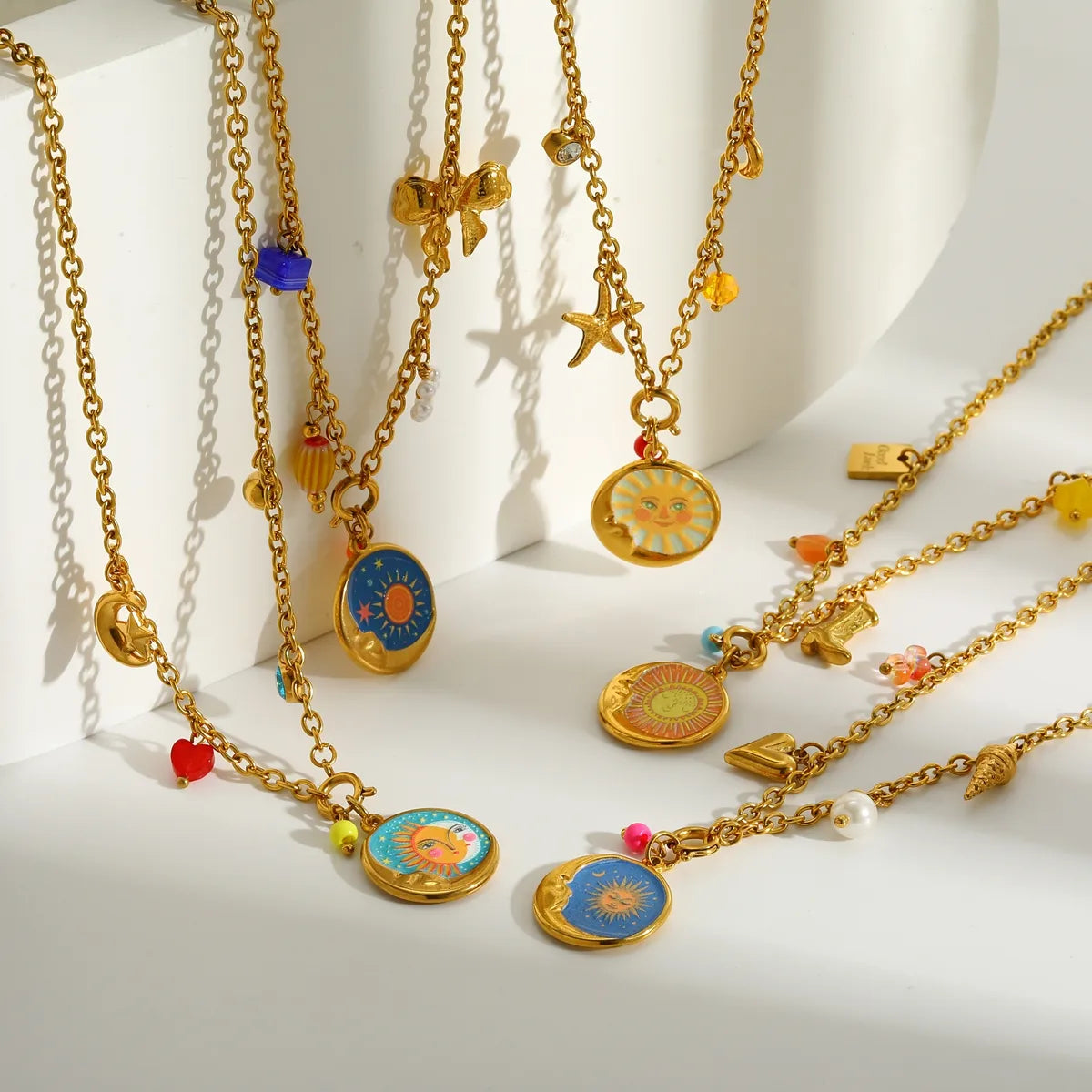 Luxury Sun 18K Gold Plated Stainless Steel Shell Necklace