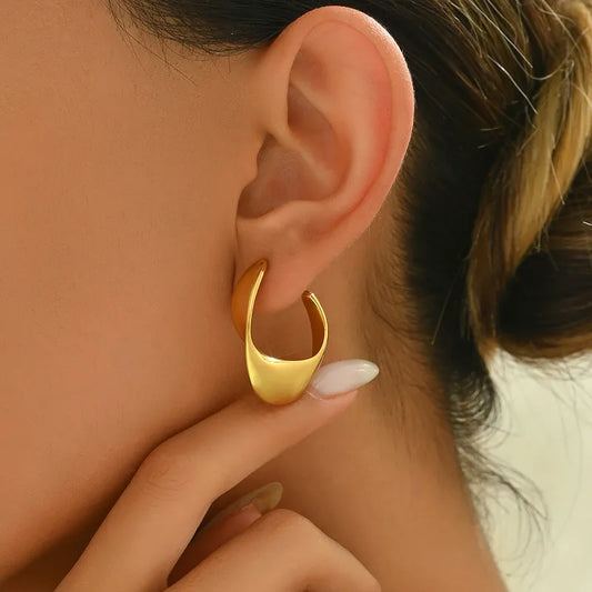 Unique C Shape 304 Stainless Steel 18K Gold Plated Ear Stud