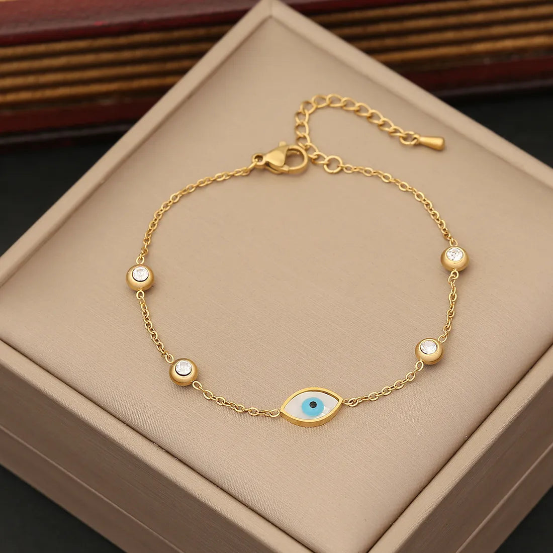 304 Stainless Steel Copper 18K Gold Plated Simple Style Commute Plating Heart Shape Butterfly Bracelets