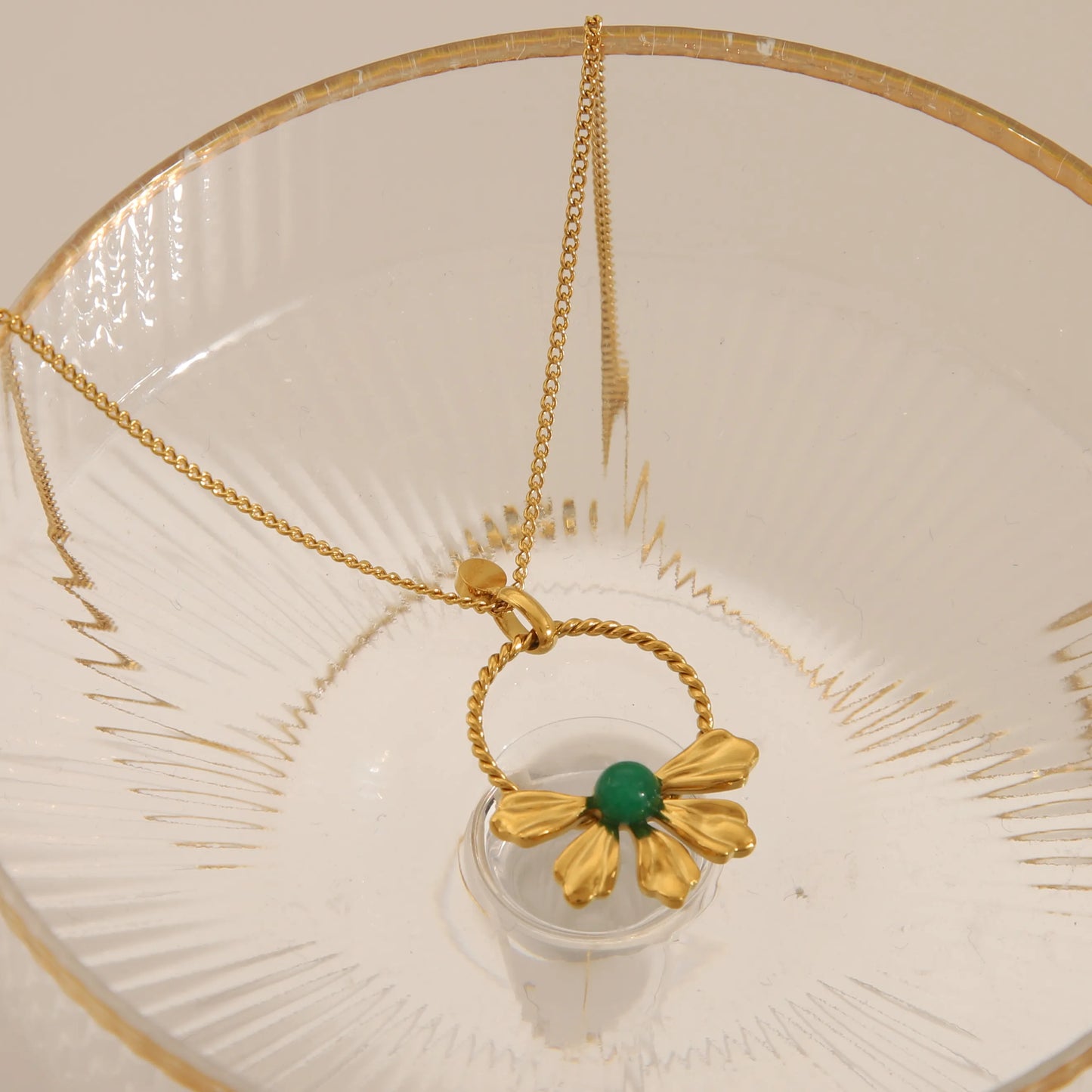 French Style Simple Style Classic Style Flower 304 Stainless Steel Zircon 18K Gold Plated Inlay Pendant Necklace