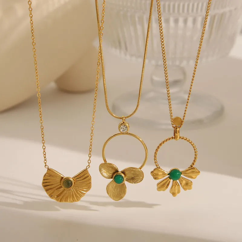 French Style Simple Style Classic Style Flower 304 Stainless Steel Zircon 18K Gold Plated Inlay Pendant Necklace