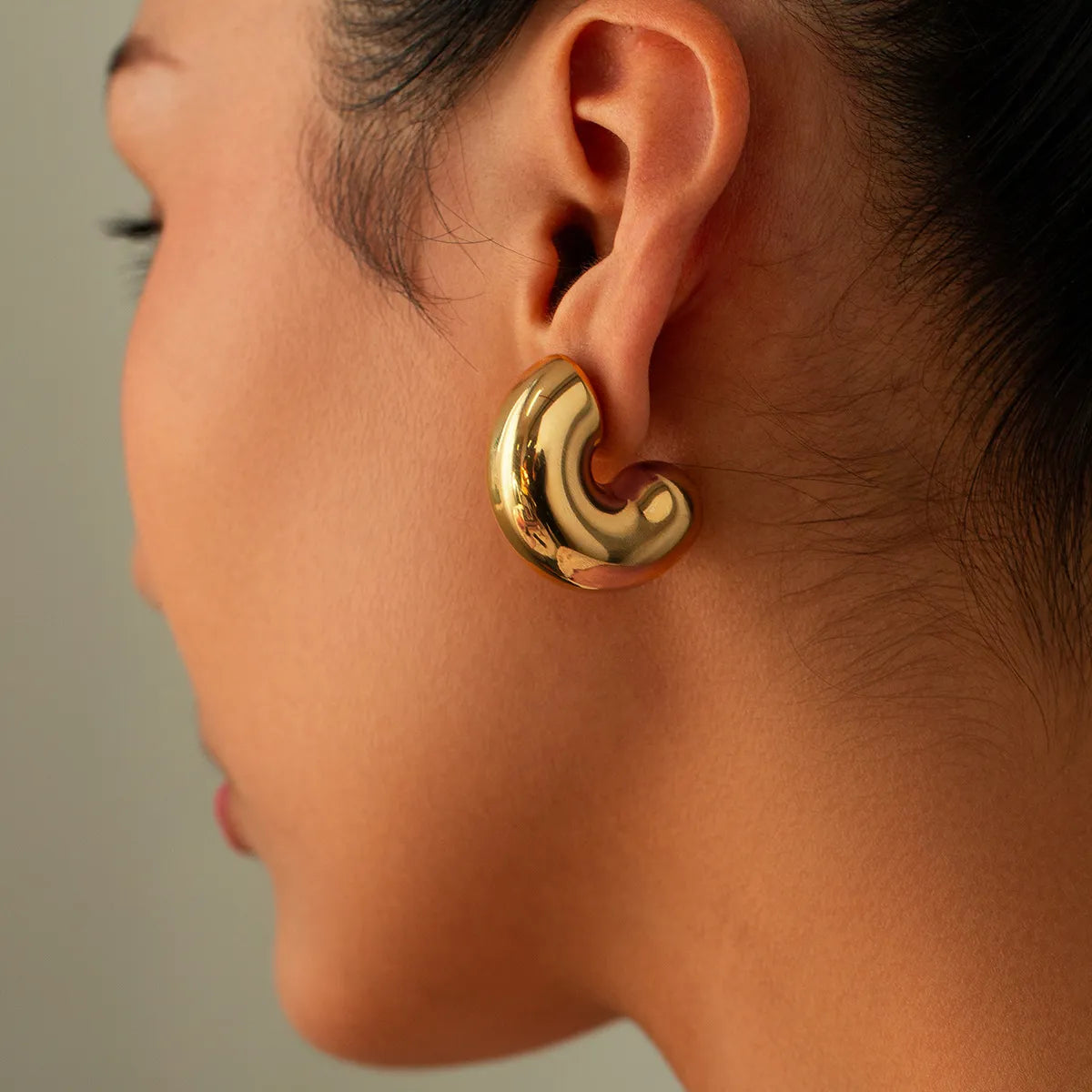 Retro Classic Style C Shape Plating Stainless Steel 18k Gold Plated Ear Studs