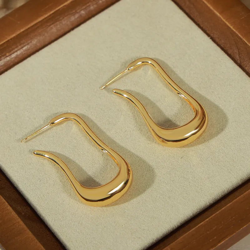 Casual Simple Style U Shape Plating Copper 18k Gold Plated Ear Studs