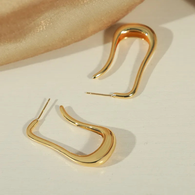 Casual Simple Style U Shape Plating Copper 18k Gold Plated Ear Studs