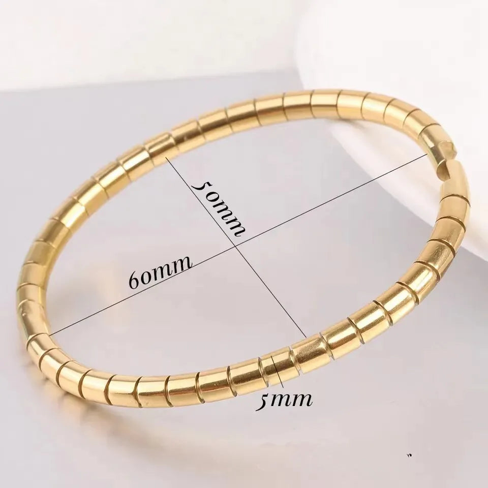 Simple Style Solid Color Stainless Steel Plating Gold Plated Bangle