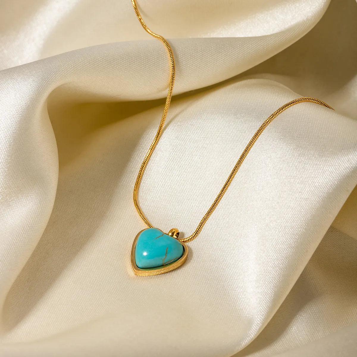 Stainless Steel 18K Gold Plated IG Style Inlay Heart Shape Turquoise Pendant Necklace