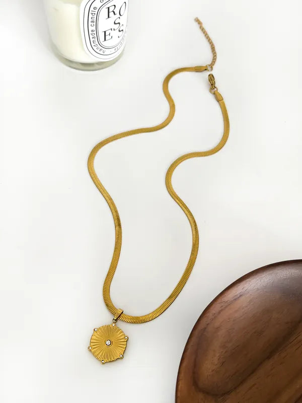 Simple Style Classic Style Solid Color 316L Stainless Steel Rhinestones 18K Gold Plated Plating Inlay Pendant Necklace
