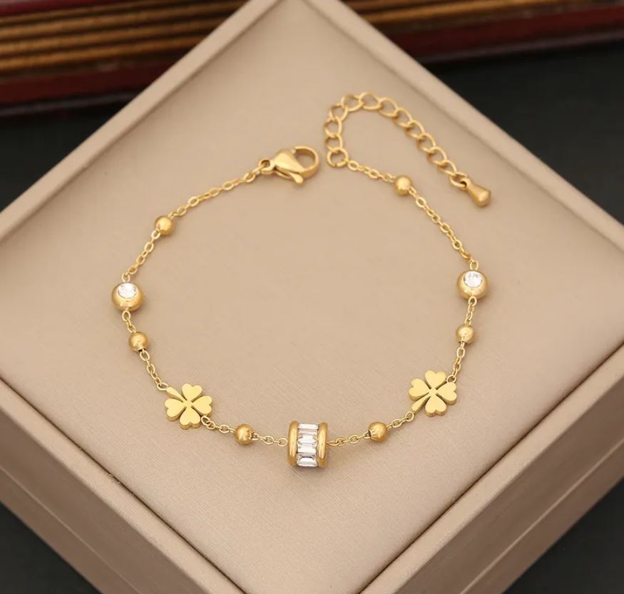 Flower Pattern Stainless Steel Plating Gold Bracelet