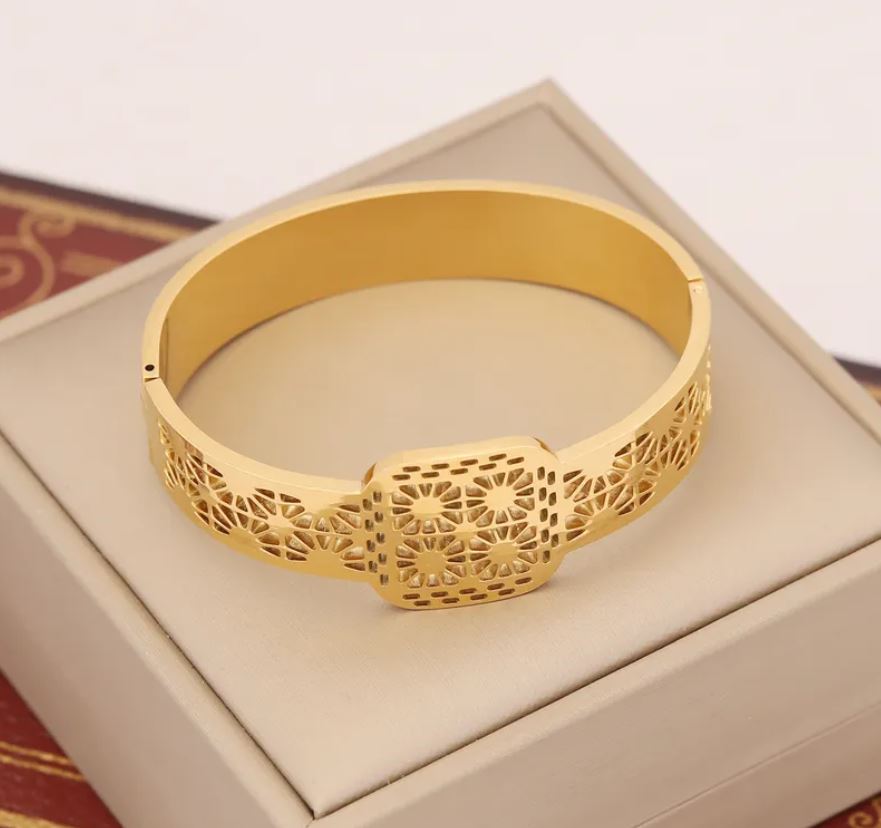 Netted Style Stainless Steel Inlay Zircon Bangle