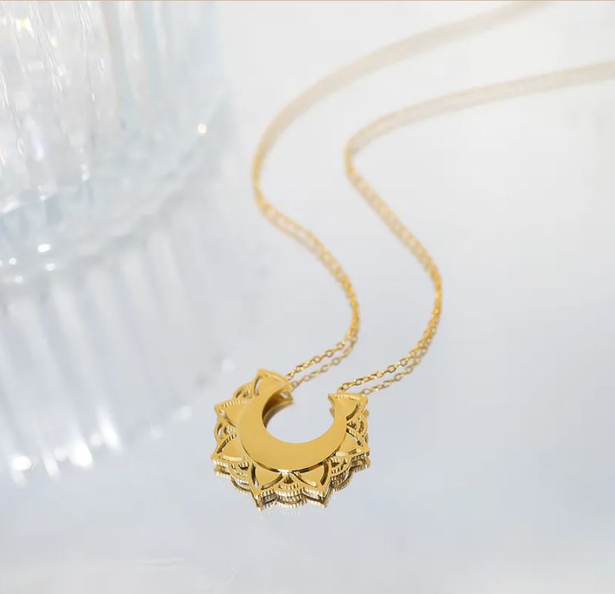Vacation Flower Stainless Steel Titanium Steel Plating 18K Gold Plated Pendant Necklace