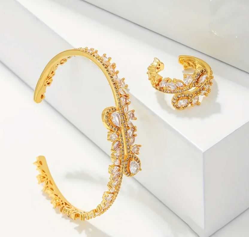 Intricate plating Inlay Zircon 18K Gold Plated Bangle 2pc Set