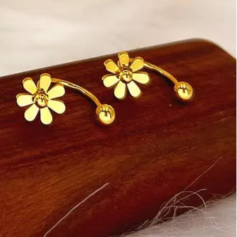 Flower Gold Daisy 304 Stainless Steel 18K Gold Plated Earrings Ear Studs