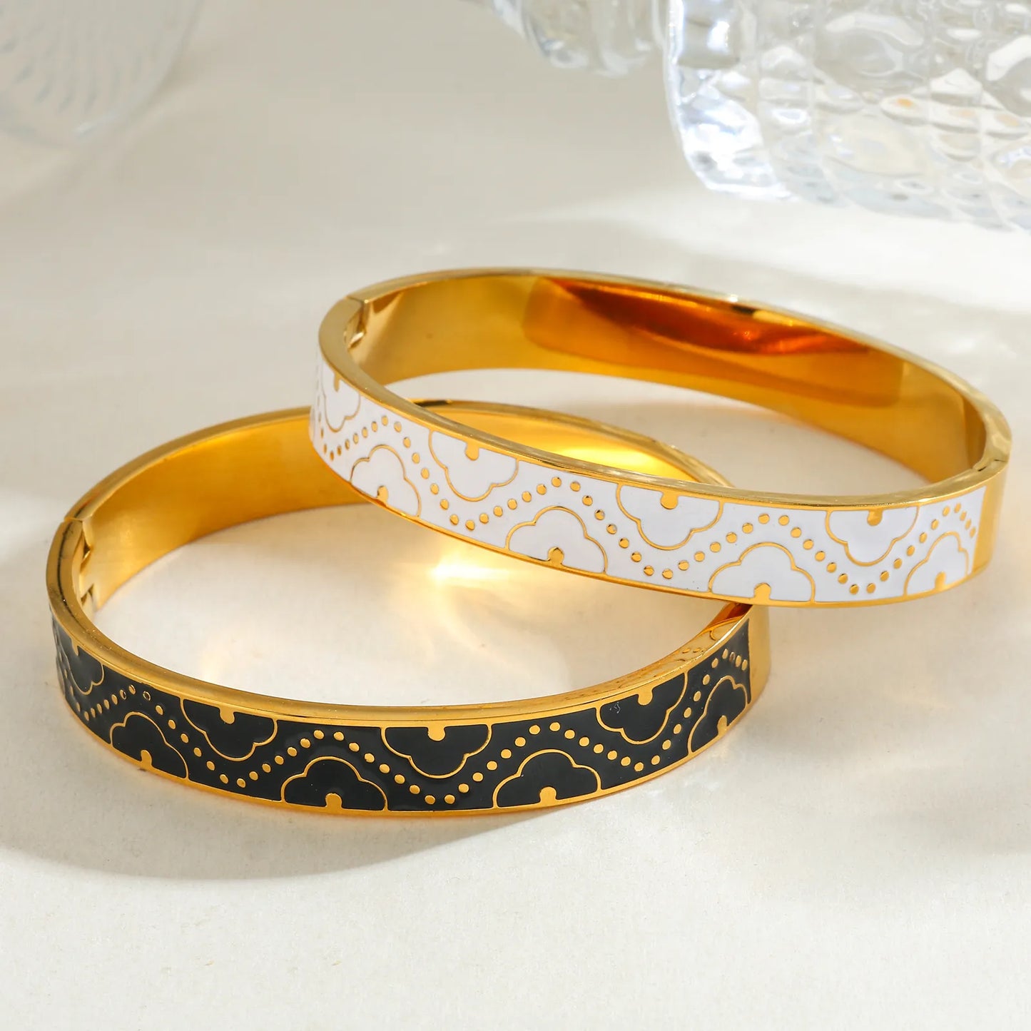 Clover Themed Black/White Broad 18K Gold Plated 304 Stainless Steel Bracelet