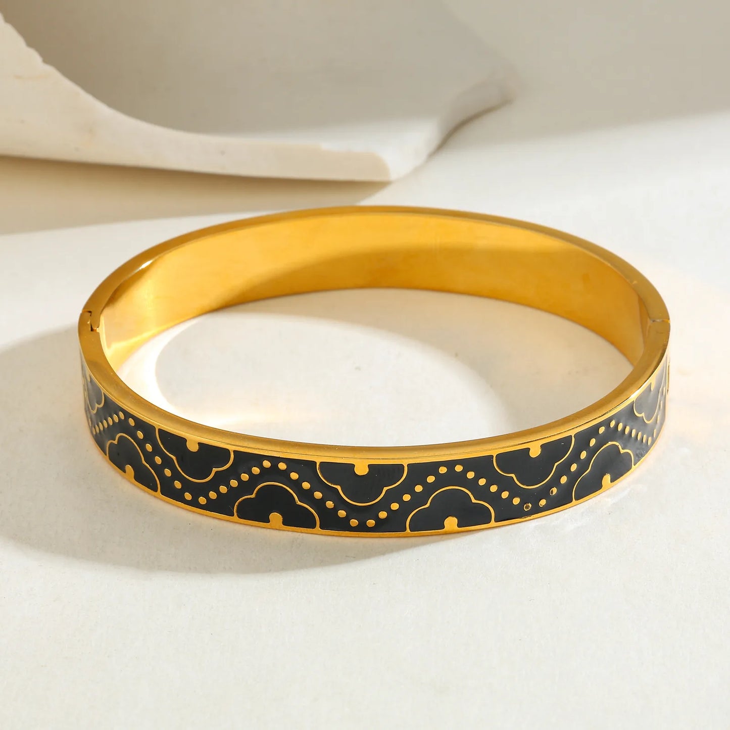 Clover Themed Black/White Broad 18K Gold Plated 304 Stainless Steel Bracelet