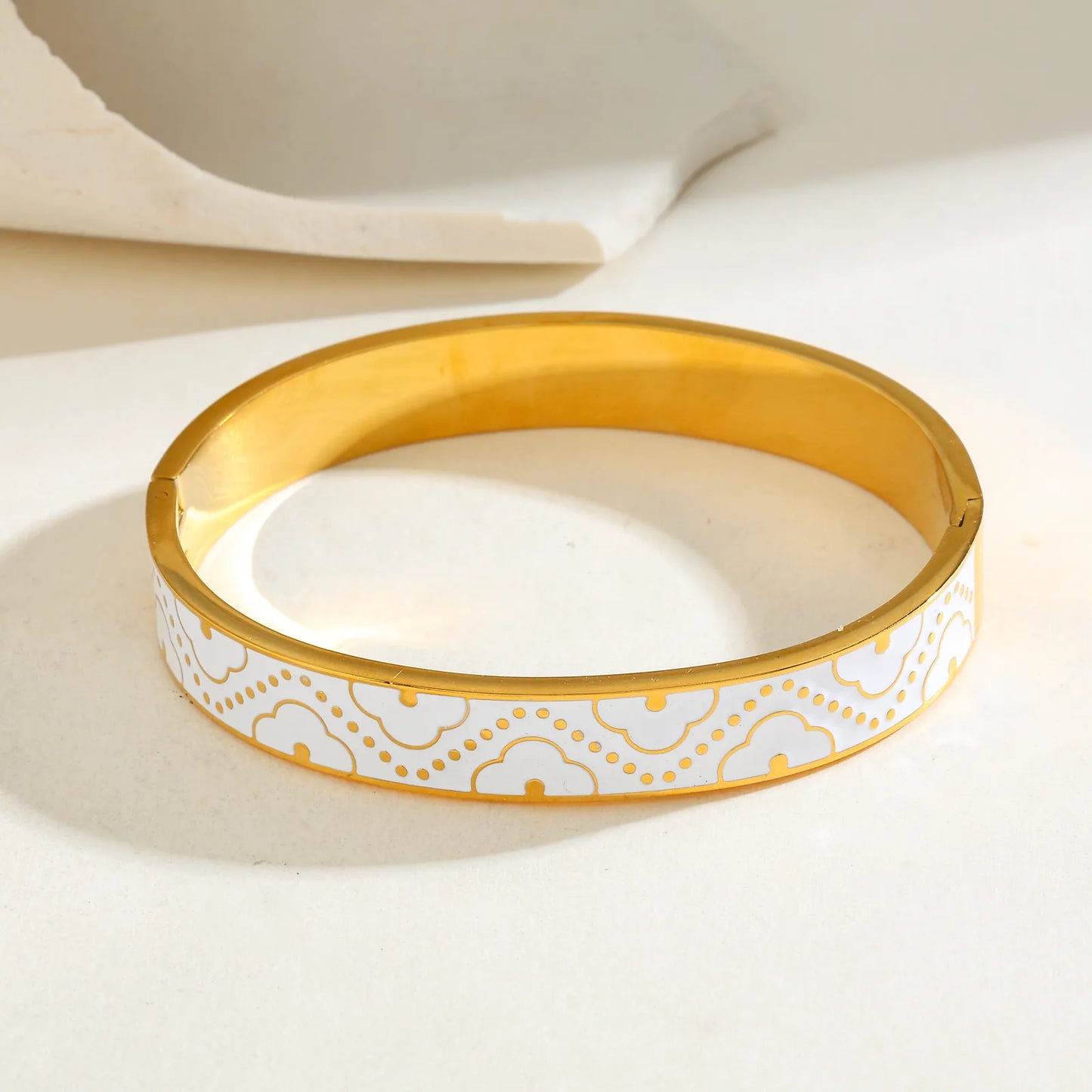 Clover Themed Black/White Broad 18K Gold Plated 304 Stainless Steel Bracelet