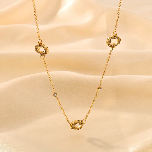 304 Stainless Steel 18K Gold Plated Romantic Simple Style Shiny Hollow Out Inlay Geometric Rhinestones Necklace