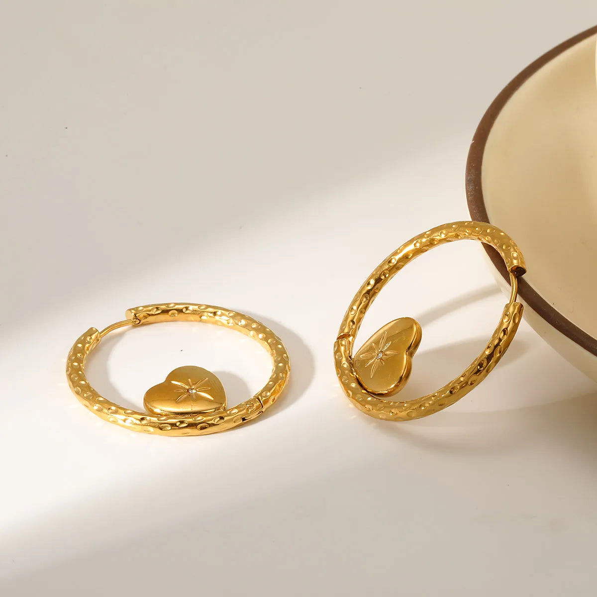 Circle Heart-Shaped 18K Gold Plated 304 Stainless Steel Earring