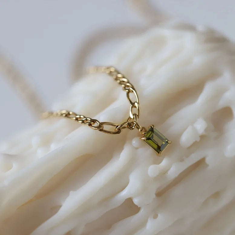 Olive Green Elegant 18K Gold Letter 304 Stainless Steel Necklace