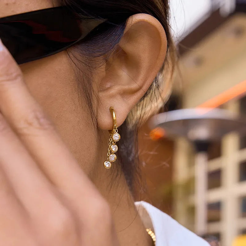 Pretty Chandelier Zirconia Inlay 18K Gold Plated 304 Stainless Steel Earring