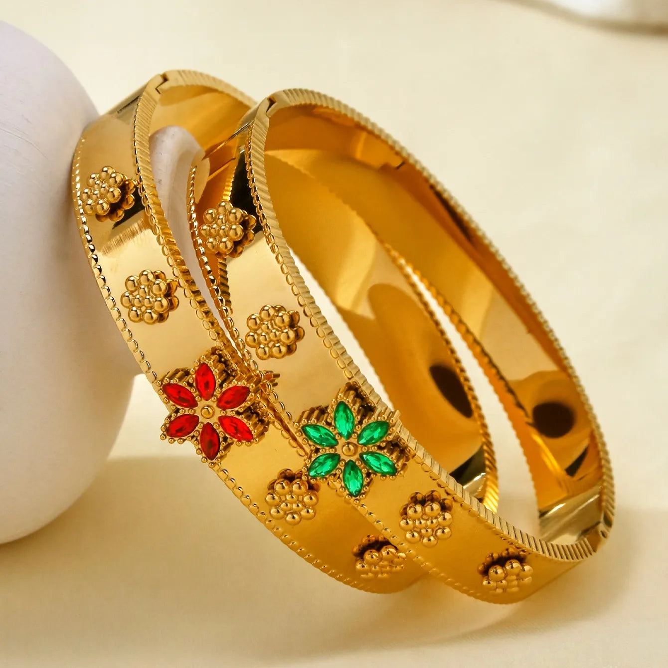 High-End Feel Flower Zircon Stainless Steel 18K Gold  Plated Bracelet