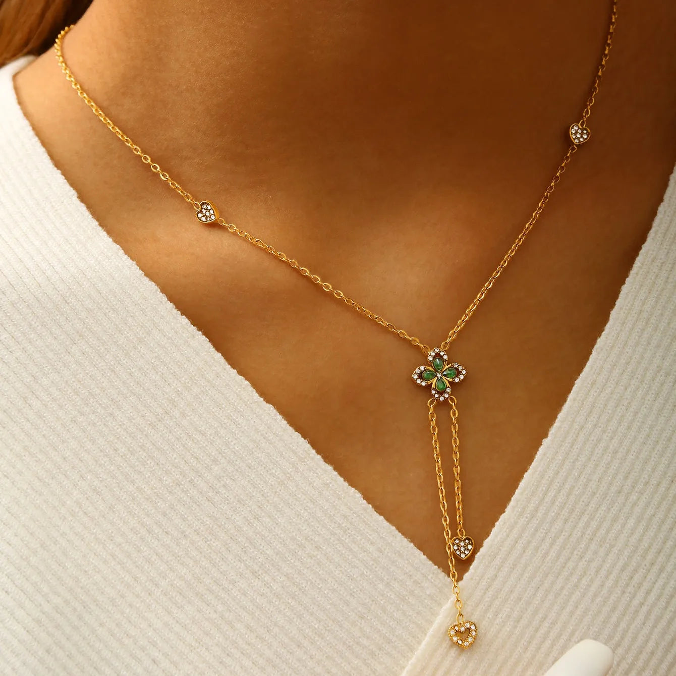 Luxury Clover Stainless Steel 18K Gold Plated Necklace With Embedded Zircon