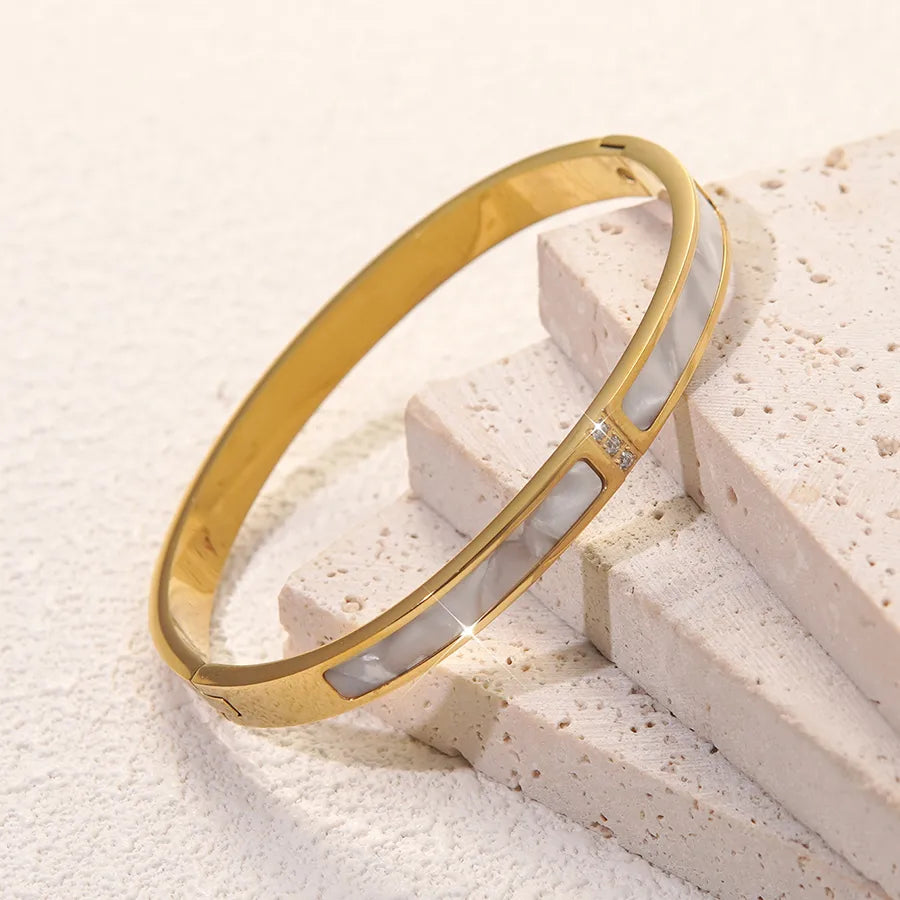 Minimalist 18K Gold Plated 304 Stainless Steel Flower Design Bracelet