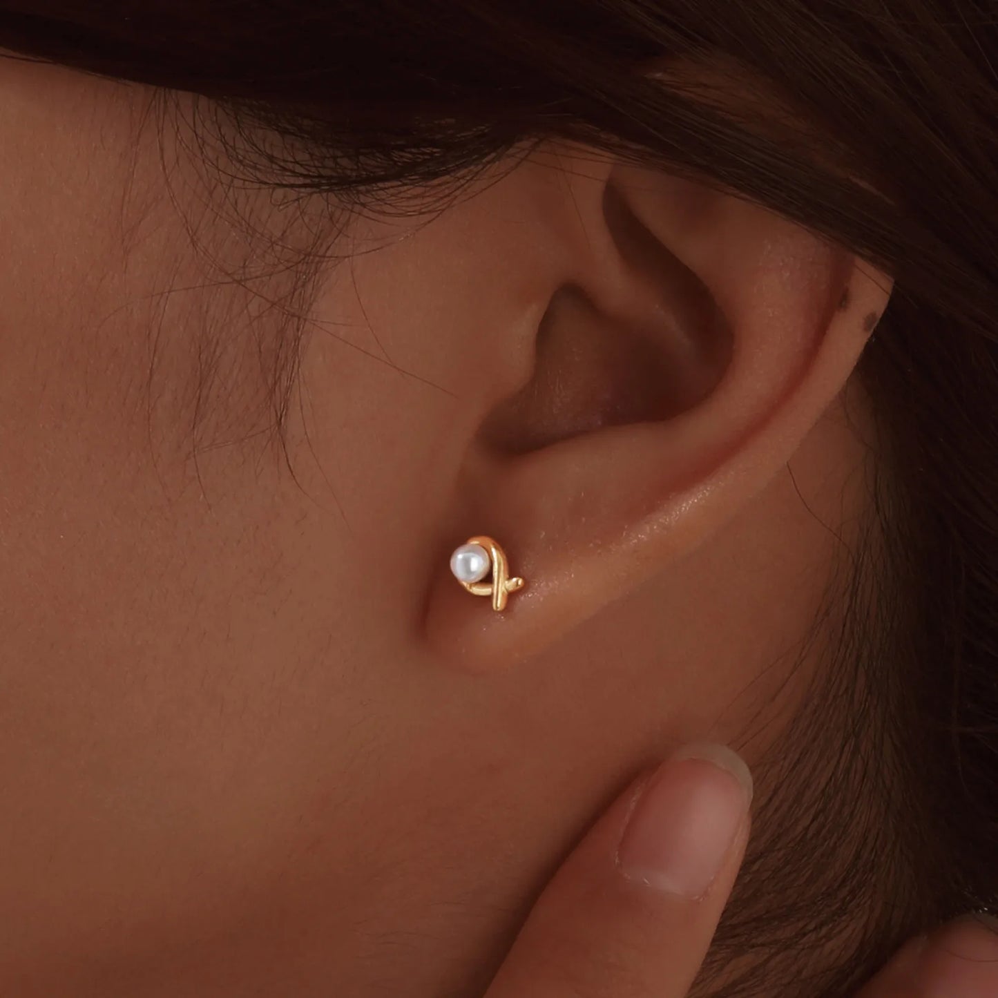 Fish Pearl 201 Stainless Steel Zircon 18K Gold Plated Ear Studs