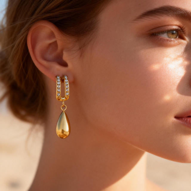 C Shaped Drop 18K Gold Plated 304 Stainless Steel Stud Earring
