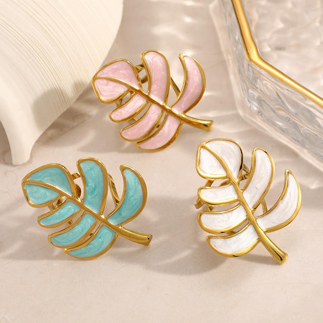 White Monstera Leaf	18K Gold Plated 304 Stainless Steel Ring