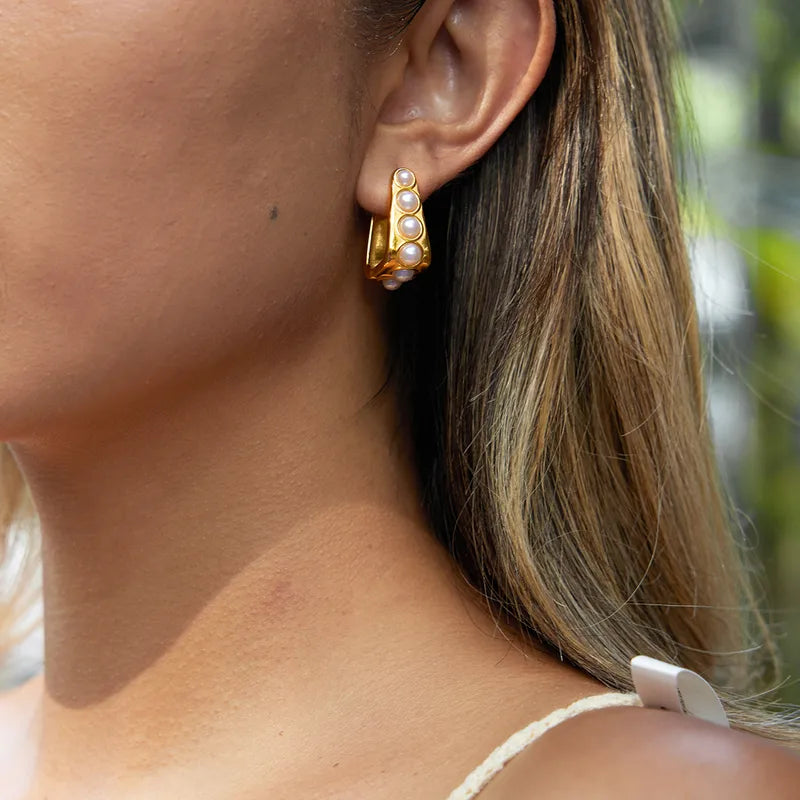 Pearl U-Shaped 18K Gold Plated 304 Stainless Steel Earring