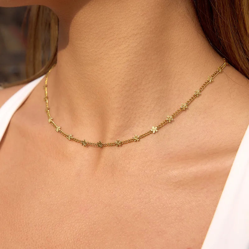 Flowers Studded 18K Gold Plated 304 Stainless Steel Necklace Set