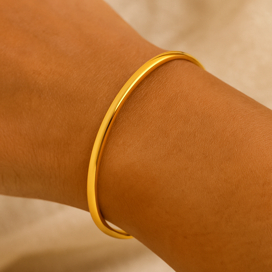 Golden Aura Bangle – 16K Gold Plated Stainless Steel