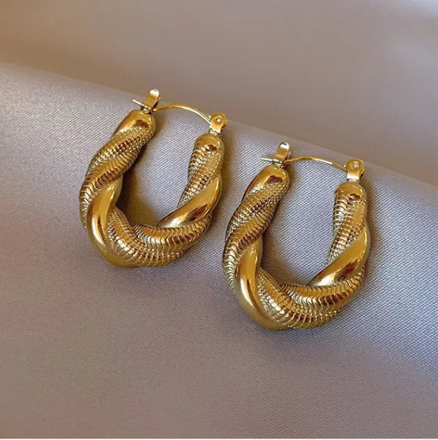 18K Gold Plated Twist Titanium Steel Classic Style Waterproof Earring